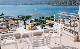 Kalavria Luxury Suites - Magnificent Sea View Of Poros